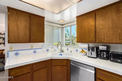 117 Ellis Dr, Tempe, AZ 85282 photo 8