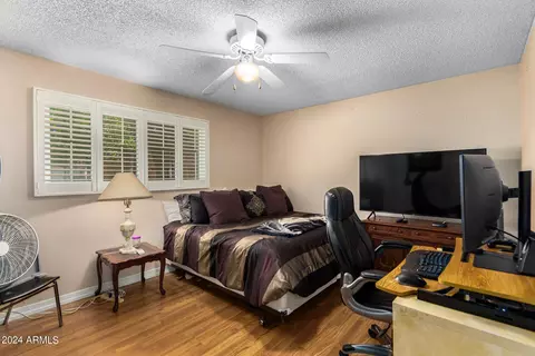 117 Ellis Dr, Tempe, AZ 85282 photo 24