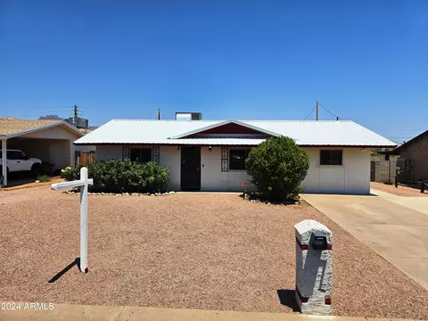 2243 S Cactus Rd, Apache Junction, AZ 85119