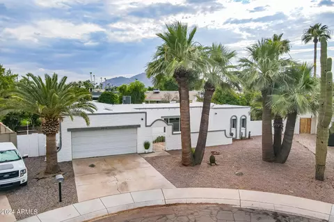 8313 E Redwing Rd, Scottsdale, AZ 85250