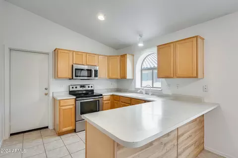 9440 E Posada Ave, Mesa, AZ 85212 photo 3