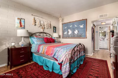 1030 E Bethany Home Rd #108, Phoenix, AZ 85014 photo 10