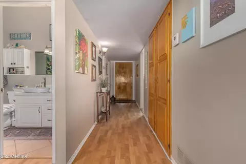 1030 E Bethany Home Rd #108, Phoenix, AZ 85014 photo 8