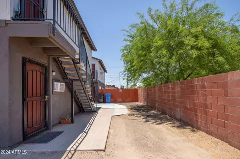 2525 E Monroe St, Phoenix, AZ 85034 photo 4
