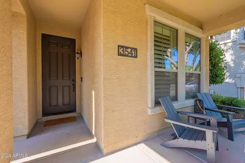 3541 E Amber Ln, Gilbert, AZ 85296 photo 4