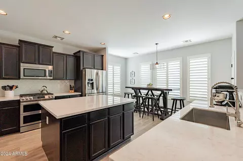 3541 E Amber Ln, Gilbert, AZ 85296 photo 19