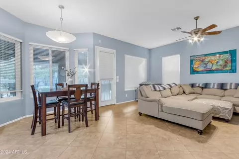 92 S Debra Dr, Gilbert, AZ 85296 photo 18