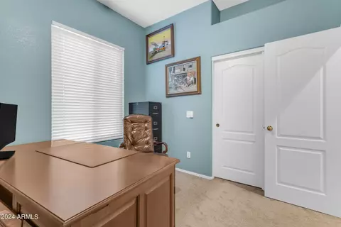 92 S Debra Dr, Gilbert, AZ 85296 photo 27