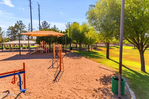 92 S Debra Dr, Gilbert, AZ 85296 photo 61