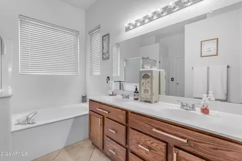 92 S Debra Dr, Gilbert, AZ 85296 photo 33