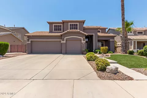 3297 E Mayberry Ave, Gilbert, AZ 85297