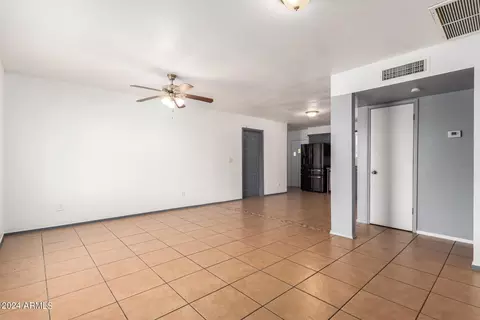 523 E 10th Dr, Mesa, AZ 85204 photo 8