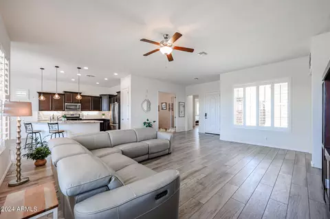 18217 W Cedarwood Ln, Goodyear, AZ 85338