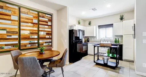 2829 W Red Fox Rd, Phoenix, AZ 85085 photo 9