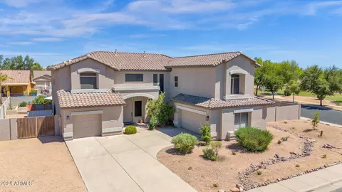 6913 W Greenbriar Dr, Glendale, AZ 85308