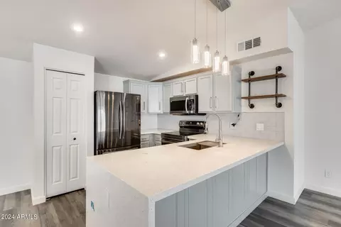 2019 N Villas Ln, Chandler, AZ 85224