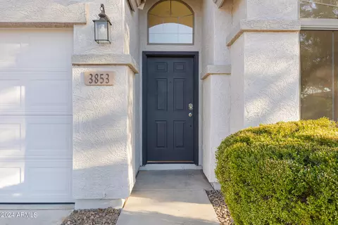 3853 E Derringer Way, Gilbert, AZ 85297 photo 4