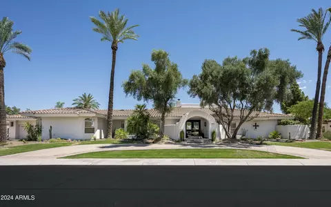 8190 E Kalil Dr, Scottsdale, AZ 85260