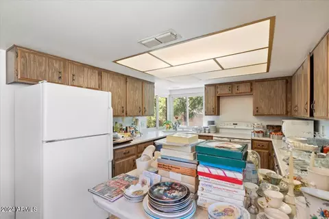 825 E Grandview Rd, Phoenix, AZ 85022 photo 5