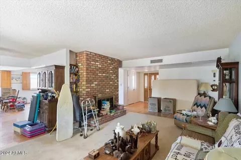 825 E Grandview Rd, Phoenix, AZ 85022 photo 10
