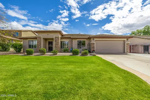 2473 E Tulsa St, Gilbert, AZ 85295