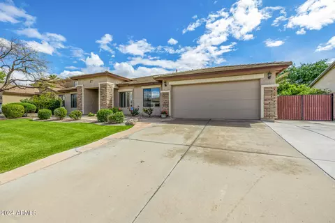 2473 E Tulsa St, Gilbert, AZ 85295 photo 3