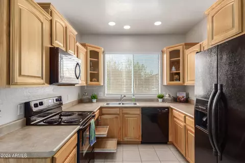 131 N Drexel St, Mesa, AZ 85207 photo 6