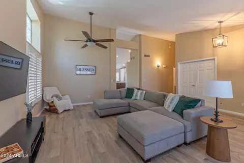 3743 E Windsong Dr, Phoenix, AZ 85048 photo 5