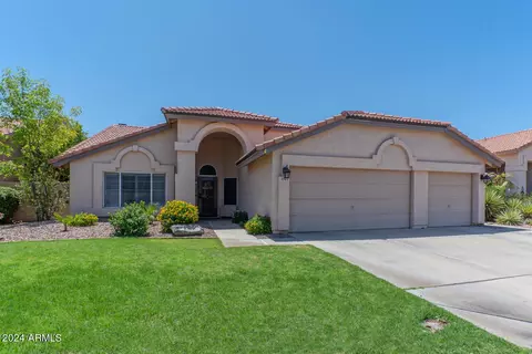 3743 E Windsong Dr, Phoenix, AZ 85048