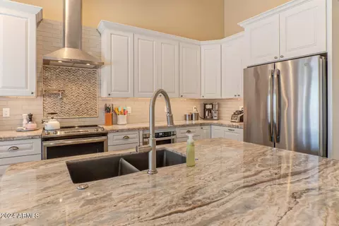 3743 E Windsong Dr, Phoenix, AZ 85048 photo 11
