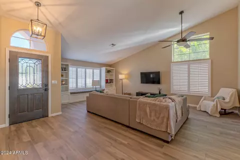 3743 E Windsong Dr, Phoenix, AZ 85048 photo 4