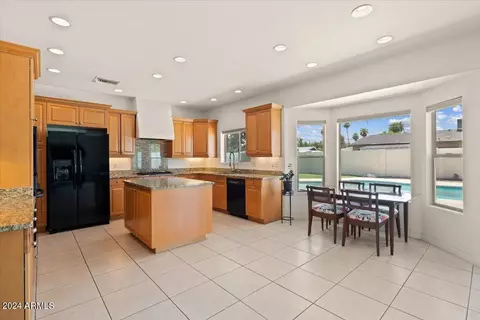 7808 N 14th Ave, Phoenix, AZ 85021 photo 8