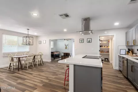 123 E Carter Dr, Tempe, AZ 85282 photo 9