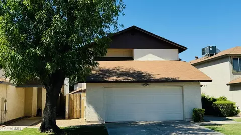10025 W Sells Dr, Phoenix, AZ 85037