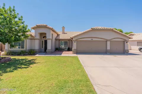 876 S Canal Dr, Gilbert, AZ 85296