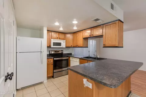 2021 E Osborn Rd #11, Phoenix, AZ 85016 photo 2