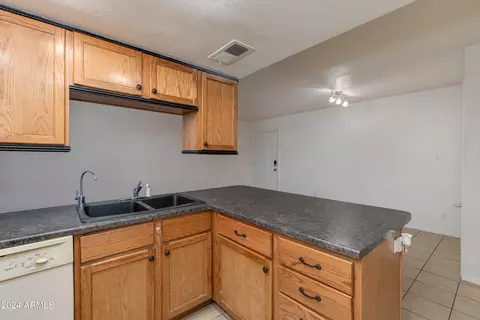 2021 E Osborn Rd #11, Phoenix, AZ 85016 photo 3