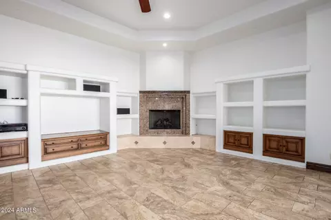 Living - 3530 E Knoll St, Mesa, AZ 85213 photo 10 of 16
