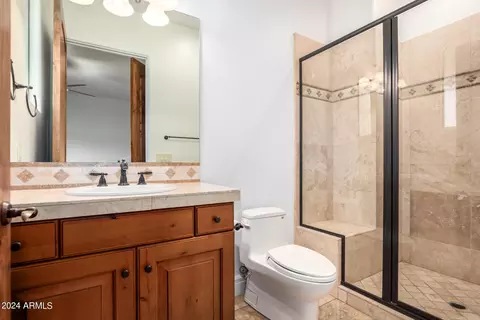 Bath - 3530 E Knoll St, Mesa, AZ 85213 photo 8 of 11