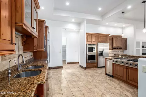 Kitchen - 3530 E Knoll St, Mesa, AZ 85213 photo 5 of 6