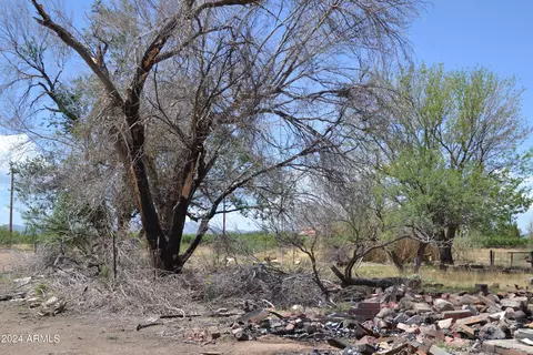 9048 E Uncle Curtis Ln #-, Pearce, AZ 85625 photo 2
