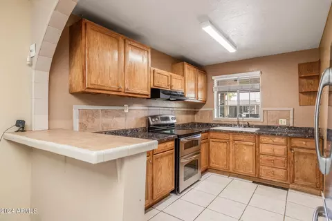 2741 W Coolidge St, Phoenix, AZ 85017 photo 2