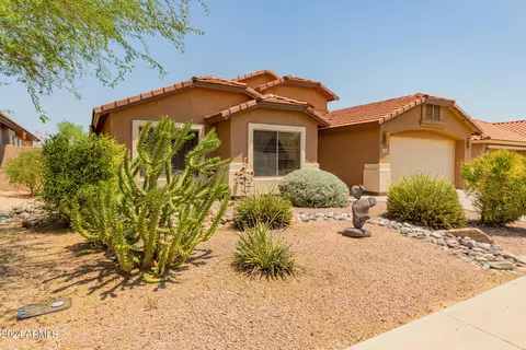 42176 W Chisholm Dr, Maricopa, AZ 85138