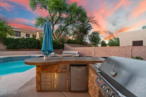 4512 E Robin Ln, Phoenix, AZ 85050 photo 14