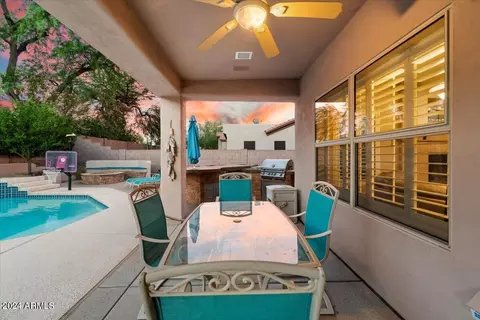4512 E Robin Ln, Phoenix, AZ 85050 photo 17