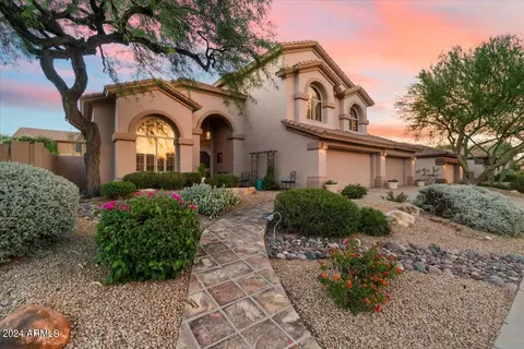 4512 E Robin Ln, Phoenix, AZ 85050