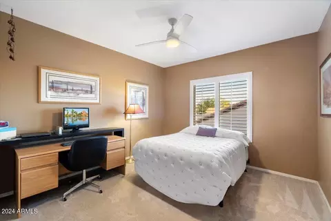 4512 E Robin Ln, Phoenix, AZ 85050 photo 42