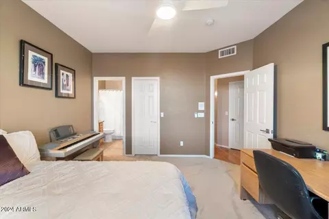 4512 E Robin Ln, Phoenix, AZ 85050 photo 37