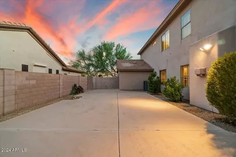 4512 E Robin Ln, Phoenix, AZ 85050 photo 25