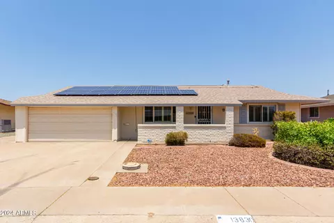 13830 N Kaanapali Dr, Sun City, AZ 85351
